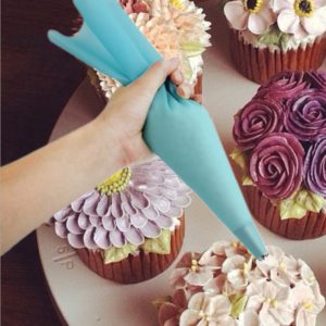 8PCS/Set Silicone Pastry Bag Kitchen Accessories Tools DIY Reusable Pastry Home Gadget Baking Tools For Cake Decorating  Nozzle